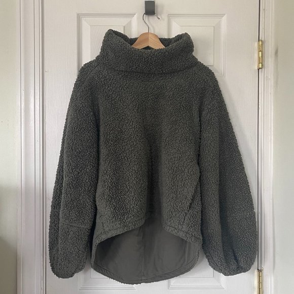 Lulu Lemon Sherpa Pullover Sweater - Picture 5 of 8